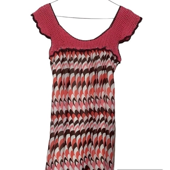 My Michelle Mini Dress Crocheted Top Gold Thread Belt Beach Coverup Size Small - Picture 1 of 6